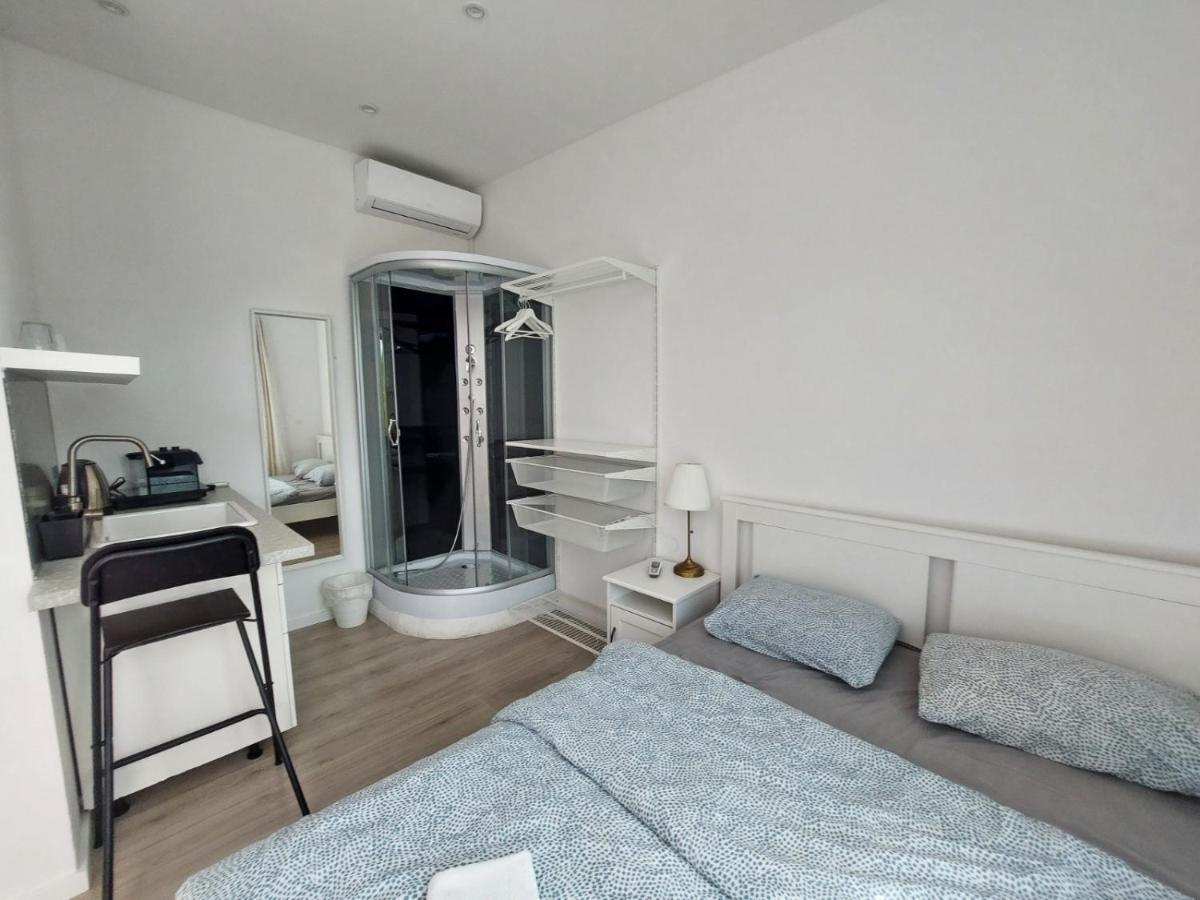Rose Valley, Modern Studios & Apartments Ljubljana Luaran gambar
