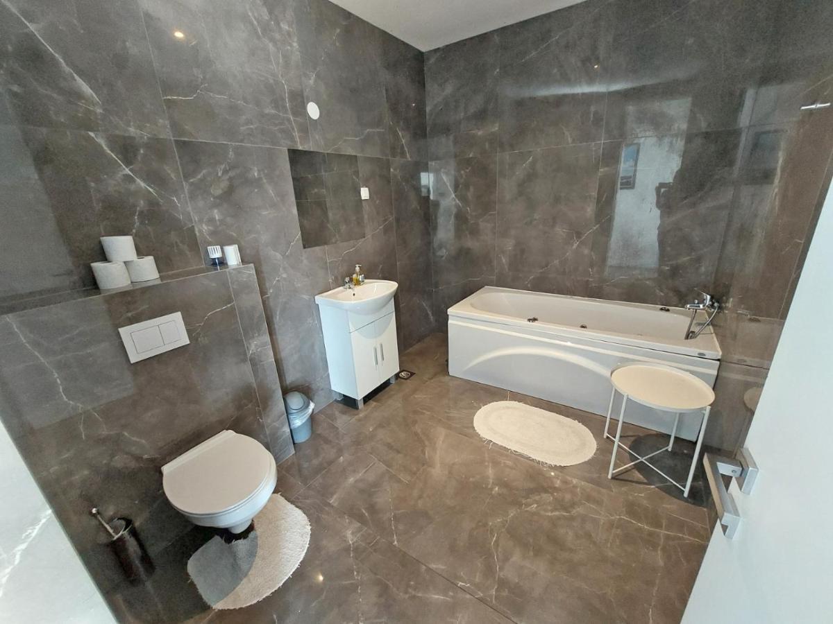 Rose Valley, Modern Studios & Apartments Ljubljana Luaran gambar